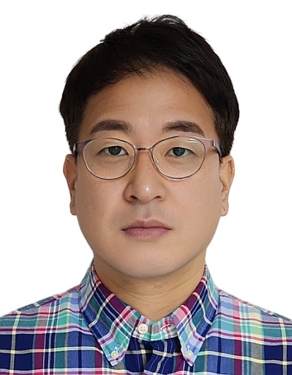 이상운 사진